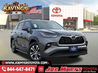 Used 2024 Toyota Highlander XLE video 1