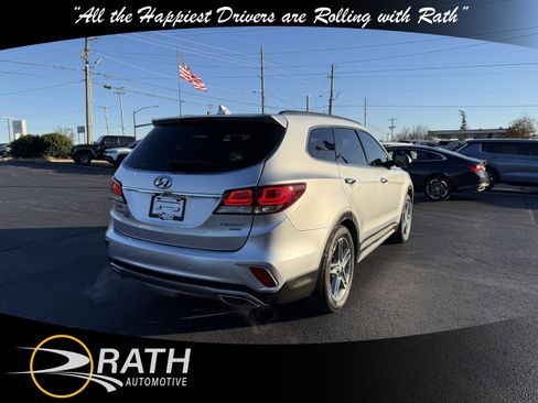 Used 2019 Hyundai Santa Fe XL image 9