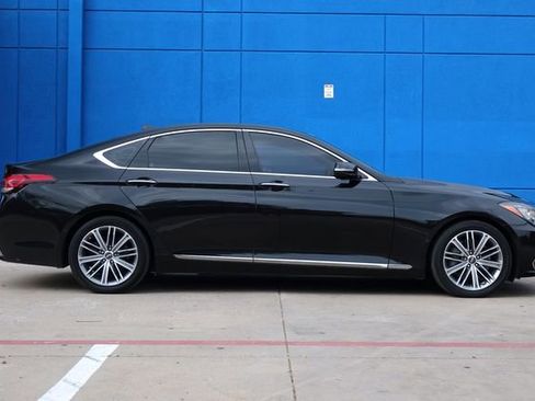 Used 2018 Genesis G80 3.8 image 3