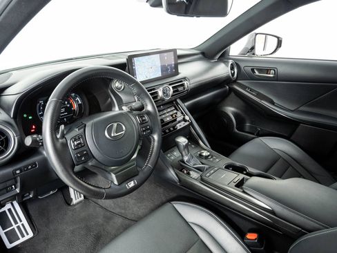 Used 2021 Lexus IS 350 F Sport w/ Navigation Package RWD image 4