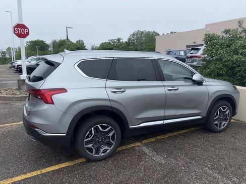 Used 2023 Hyundai Santa Fe Limited AWD/4WD image 3