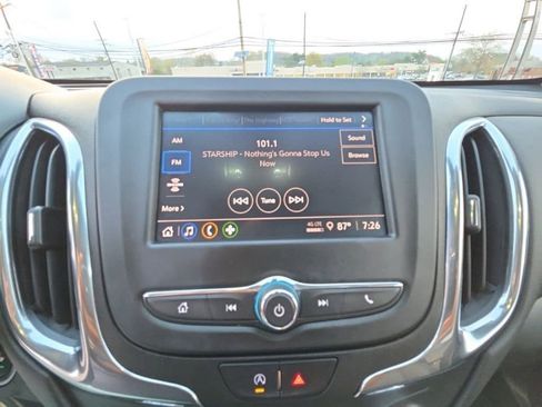 Used 2023 Chevrolet Equinox LT image 16