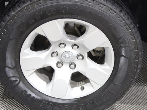 Used 2022 RAM 1500 Big Horn AWD/4WD image 32