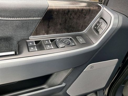 Used 2023 Ford F250 Lariat w/ Lariat Ultimate Package image 37