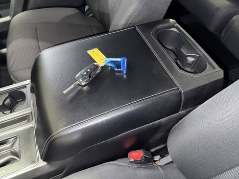 Used 2016 Ford F150 XLT w/ Equipment Group 301A Mid image 28