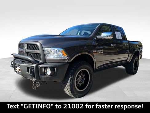 Used 2017 RAM 1500 Laramie w/ Convenience Group image 7