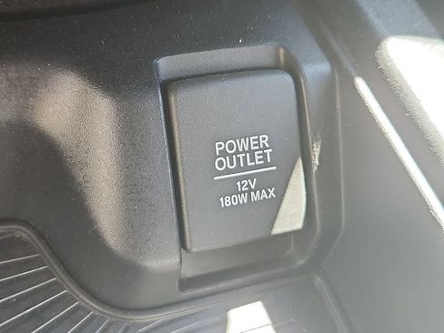 Used 2019 Honda CR-V LX image 19