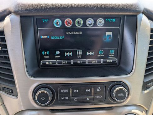 Used 2017 GMC Yukon Denali w/ Open Road Package AWD/4WD image 15