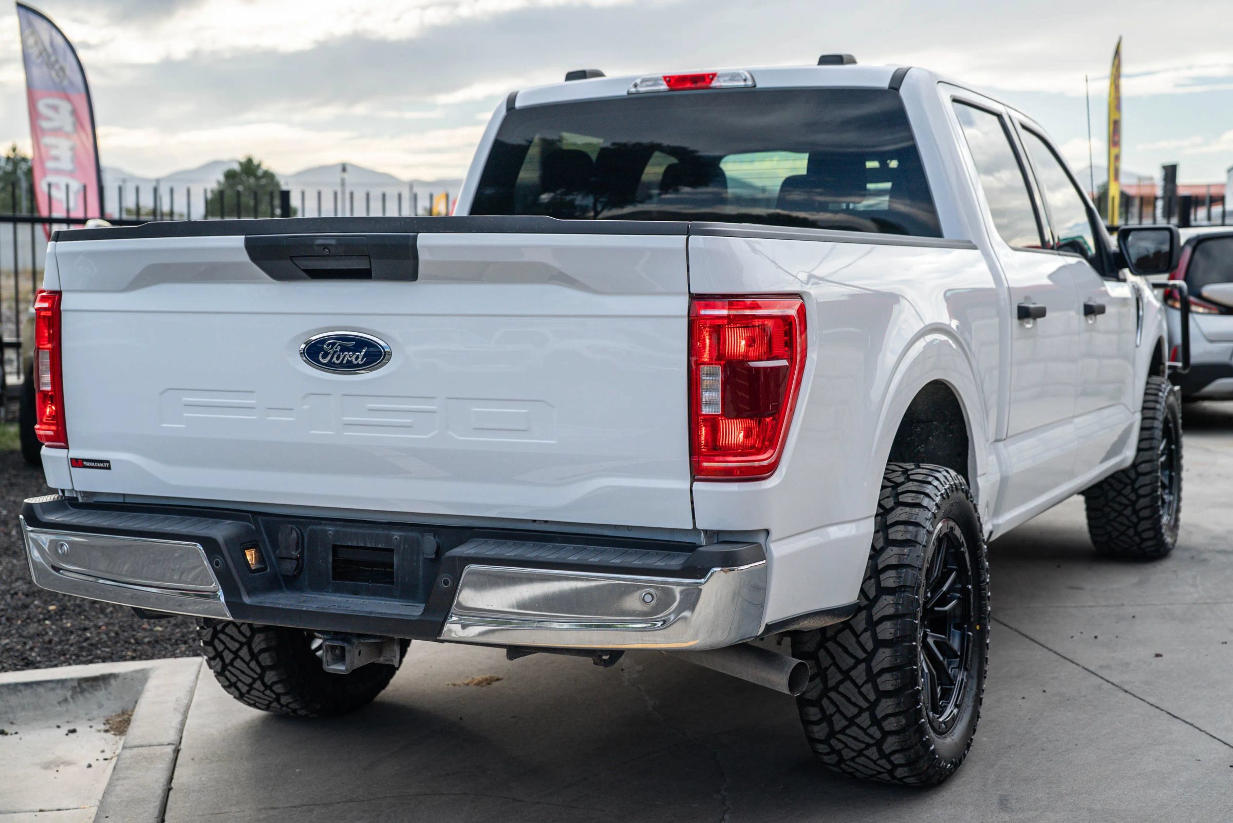 Used 2022 Ford F150 XLT w/ Equipment Group 301A Mid AWD/4WD image 9