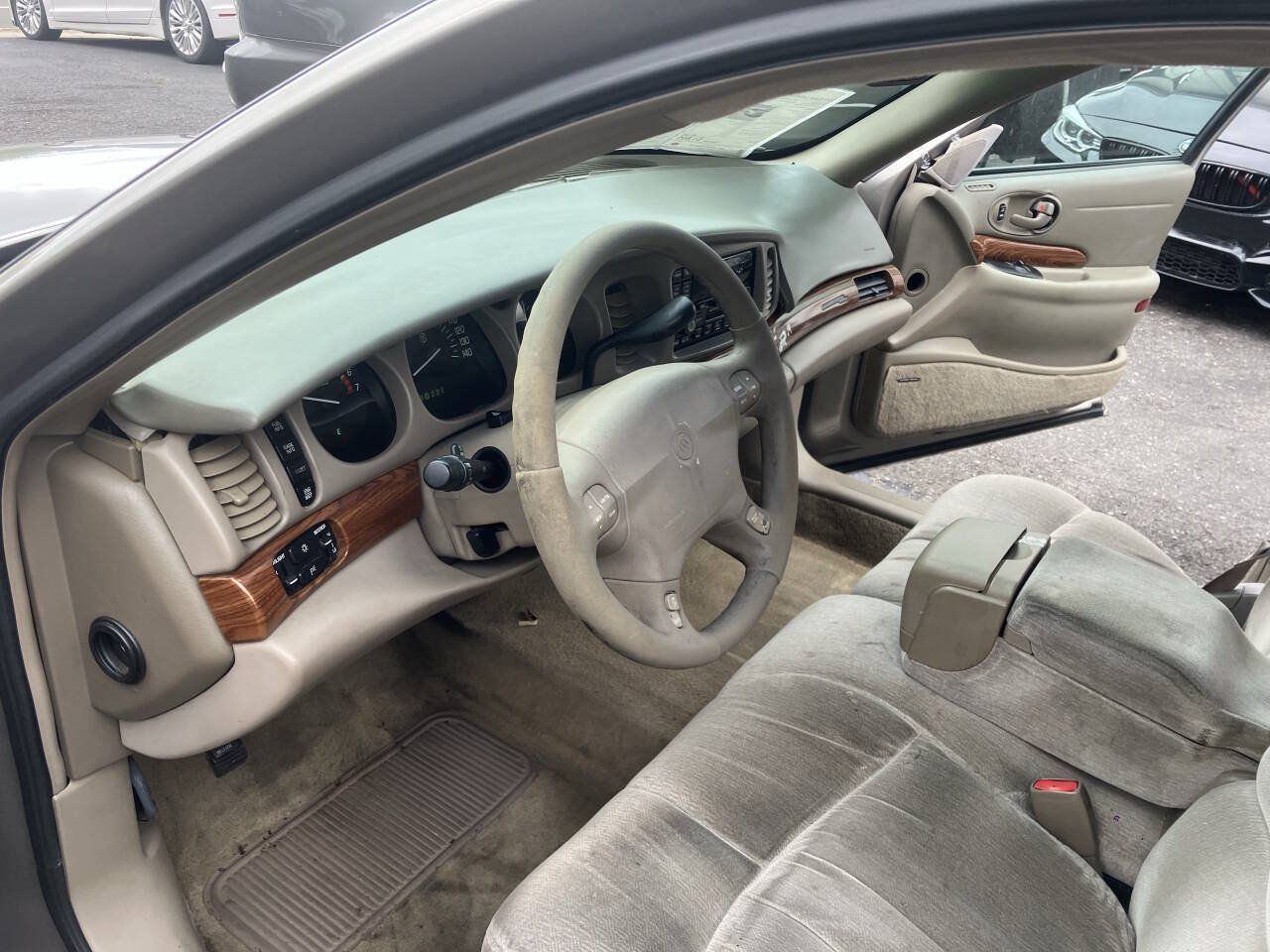 Used 2001 Buick Le Sabre Custom w/ Luxury Pkg FWD image 21