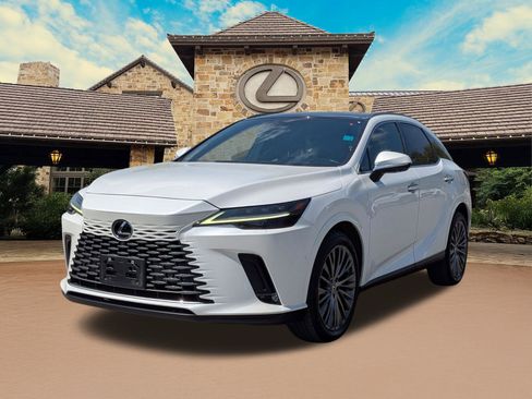 Certified 2023 Lexus RX 350 w/ Cold Area Package image 4