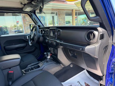 Used 2019 Jeep Wrangler Unlimited Sport S AWD/4WD image 21