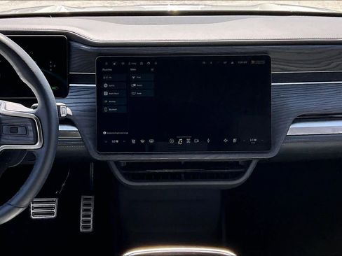 Used 2024 Rivian R1S Adventure AWD/4WD image 6