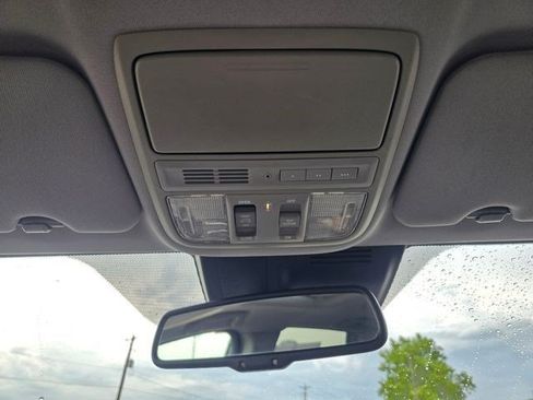 Used 2022 Honda CR-V Touring image 31