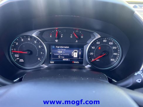 Used 2023 Chevrolet Equinox LT w/ LPO, Floor Liner Package FWD image 16