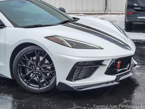 Used 2024 Chevrolet Corvette Stingray Preferred Conv w/ Stealth Interior Trim Package image 2