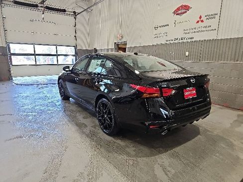 New 2026 Nissan Altima 2.5 SR AWD/4WD image 5