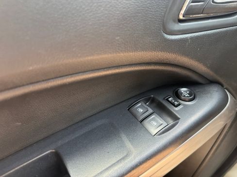 Used 2020 Chevrolet Colorado LT w/ Safety Package RWD image 14