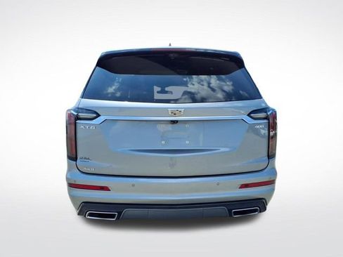 Certified 2024 Cadillac XT6 Sport w/ Platinum Package AWD/4WD image 4