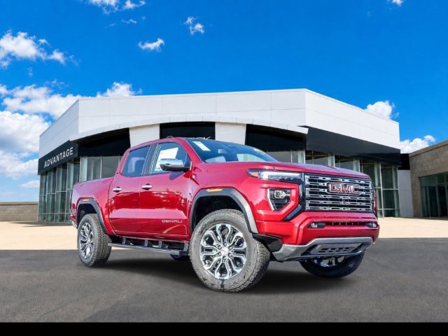 New 2026 GMC Canyon Denali AWD/4WD image 3