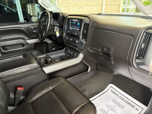 Used 2018 Chevrolet Silverado 2500 LTZ w/ Duramax Plus Package AWD/4WD image 22