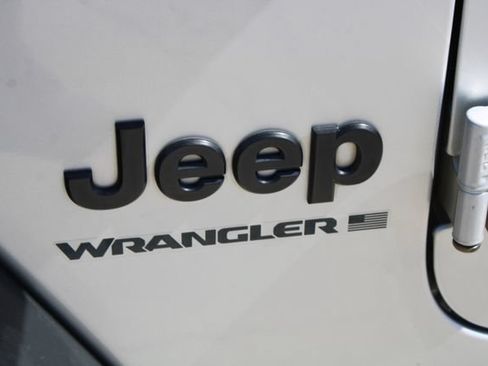 Used 2024 Jeep Wrangler Sport S AWD/4WD image 8