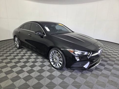 Used 2022 Mercedes-Benz CLA 250 image 2