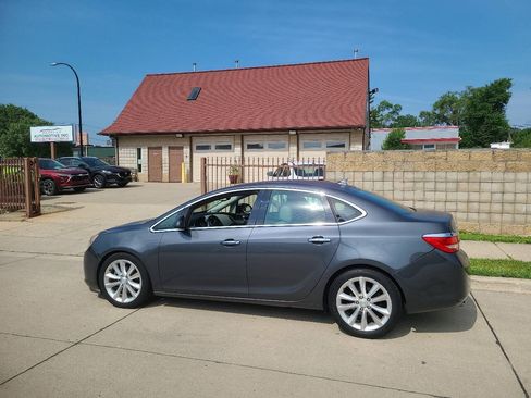 Used 2012 Buick Verano FWD image 3