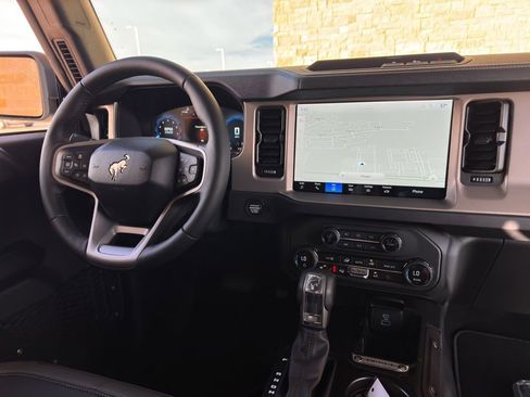 New 2025 Ford Bronco Outer Banks image 31