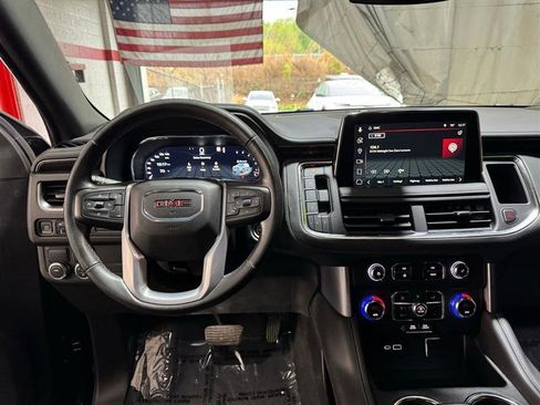 Used 2022 GMC Yukon XL SLE RWD image 16
