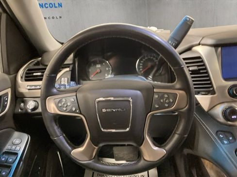 Used 2019 GMC Yukon XL Denali w/ Denali Ultimate Package image 16