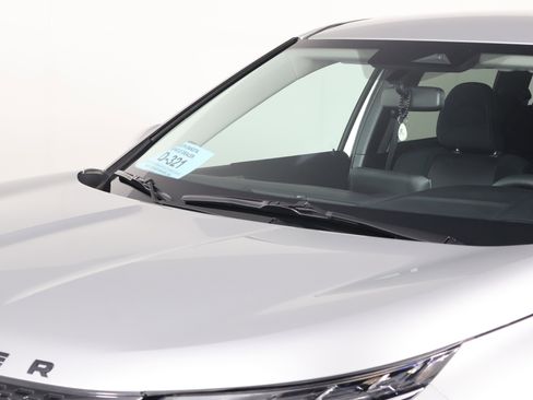 Used 2024 Mitsubishi Outlander ES image 12