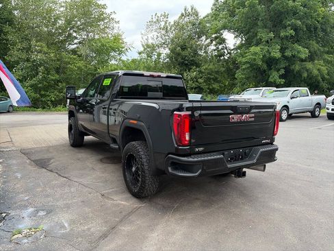 Used 2020 GMC Sierra 2500 AT4 w/ AT4 Premium Package AWD/4WD image 5