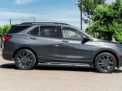 Used 2022 Chevrolet Equinox RS w/ Infotainment Package AWD/4WD image 5