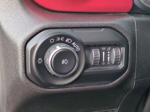 Used 2020 Jeep Wrangler Unlimited Rubicon w/ Dual Top Group image 19