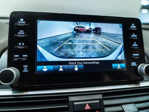 Used 2019 Honda Accord EX-L image 32