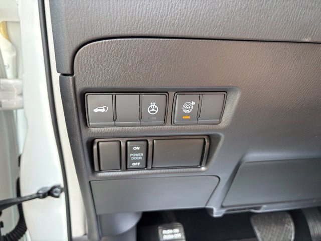 Used 2023 Nissan Armada SL w/ Cargo Package AWD/4WD image 26