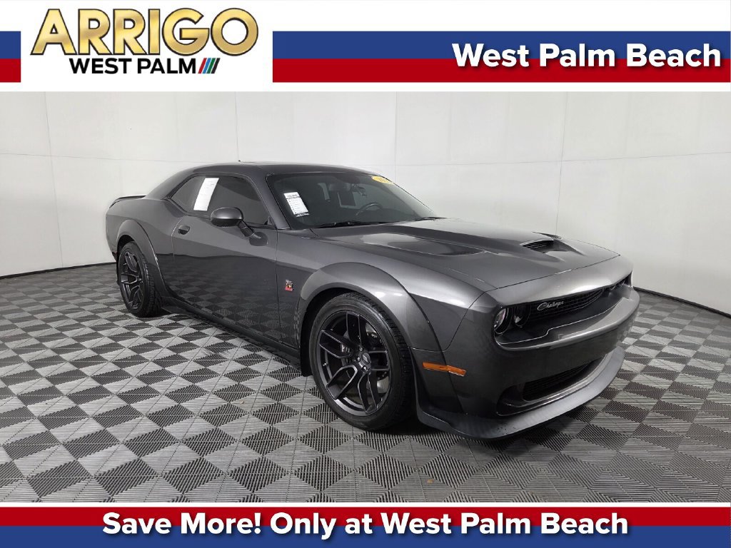 Used 2022 Dodge Challenger R/T Scat Pack RWD image 1