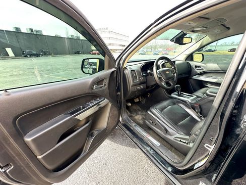 Used 2017 Chevrolet Colorado ZR2 w/ LPO, Premium Interior Package image 9