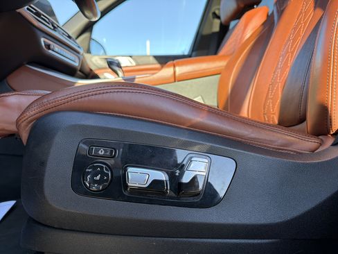 Used 2021 BMW X5 xDrive40i w/ M Sport Package image 27