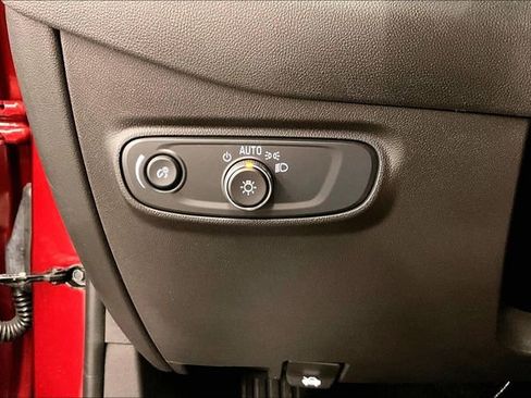Used 2024 Chevrolet Equinox RS w/ RS Leather Package FWD image 37
