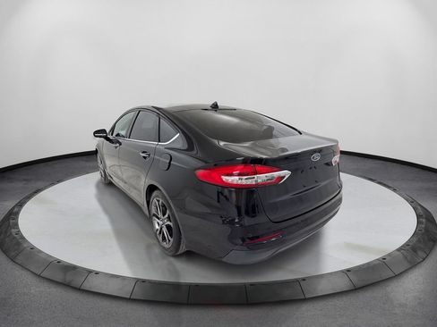 Used 2020 Ford Fusion SEL FWD image 8