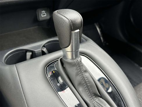 Used 2023 Honda HR-V LX image 26
