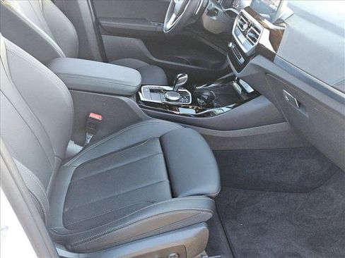 Used 2024 BMW X3 sDrive30i w/ Convenience Package RWD image 28