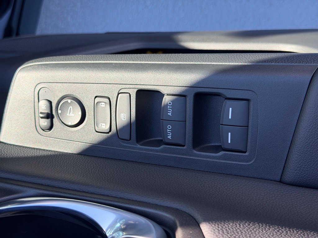 Used 2026 Honda CR-V Sport image 16