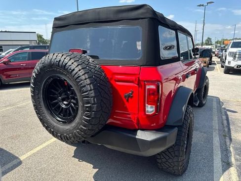 Used 2023 Ford Bronco 4-Door AWD/4WD image 12