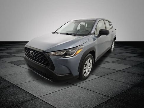 Certified 2024 Toyota Corolla Cross L AWD/4WD image 3