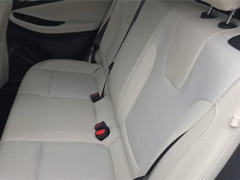 Used 2024 Buick Encore GX Preferred image 23