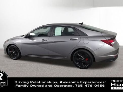 Used 2021 Hyundai Elantra SEL w/ Cargo Package image 6