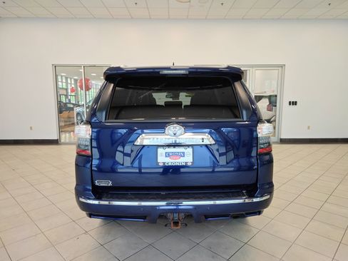 Used 2021 Toyota 4Runner Limited AWD/4WD image 4
